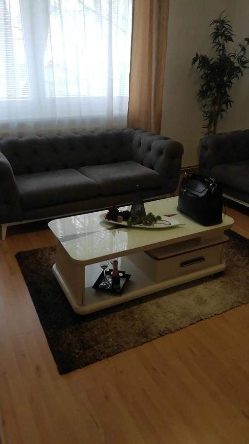 Apartment 16-fratelli Stadthalle *
